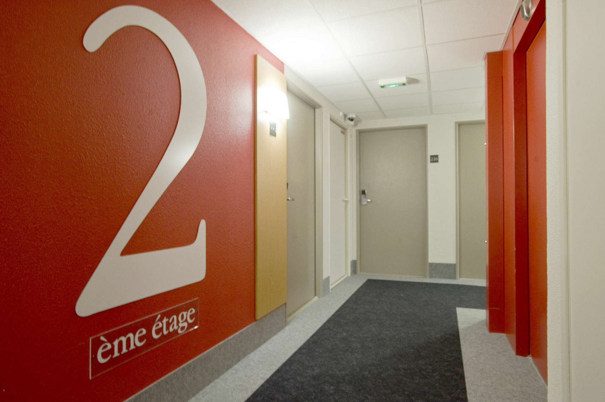 B&B Hotel Lille Grand Stade Villeneuve-d'Ascq Kültér fotó